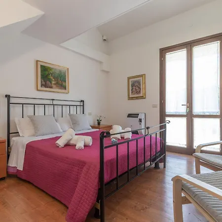 Italian Experience-casa Tramonti * Pintura di Bolognola